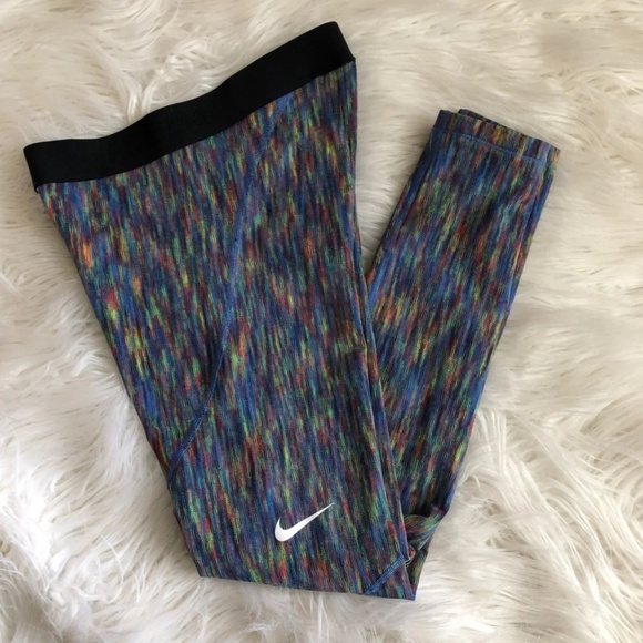 Nike size Small Hyperwarm legging - Picture 4 of 8